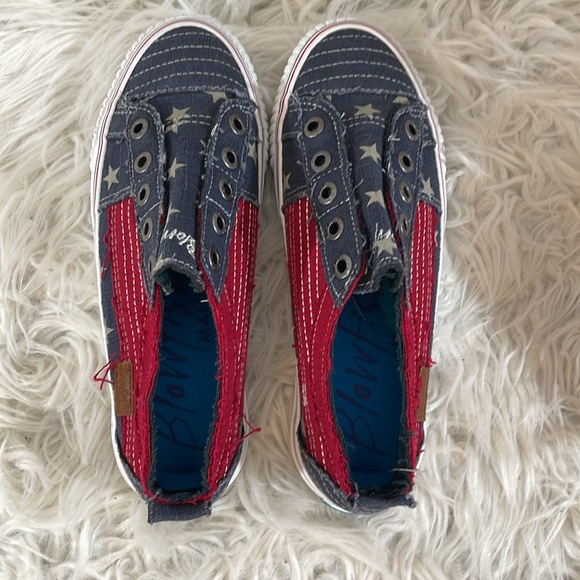 Blowfish Malibu Play Stars And Stripes Laceless Sneakers Navy Blue Red Women 7 - Picture 6 of 11